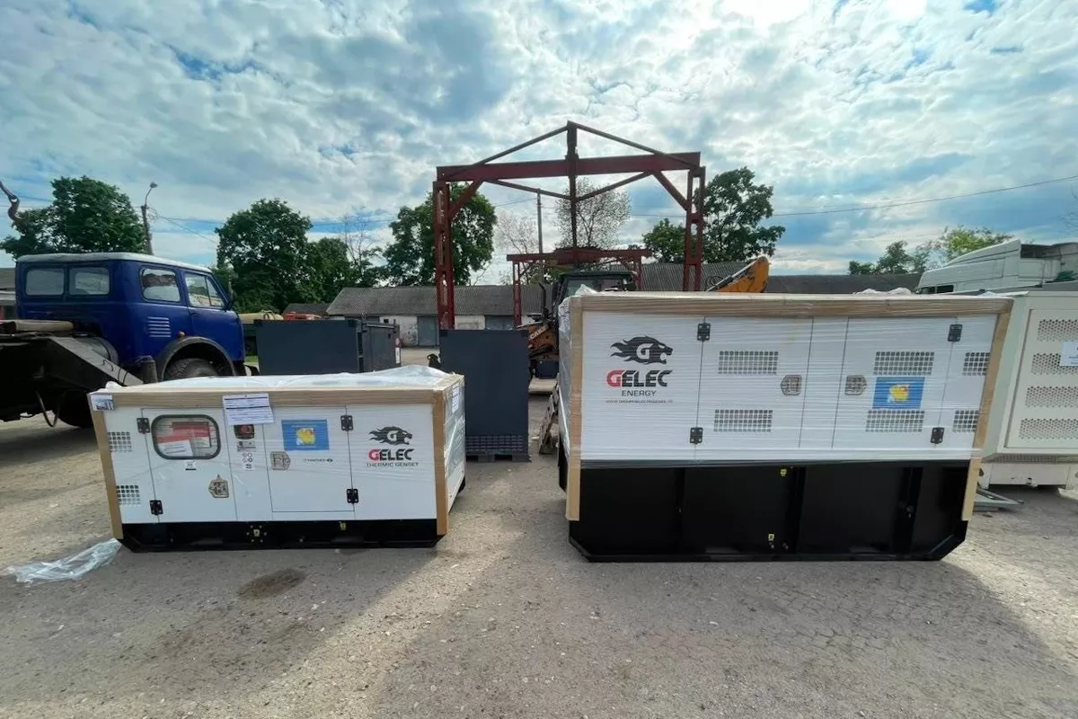 Huit groupes électrogènes pour Kharkiv