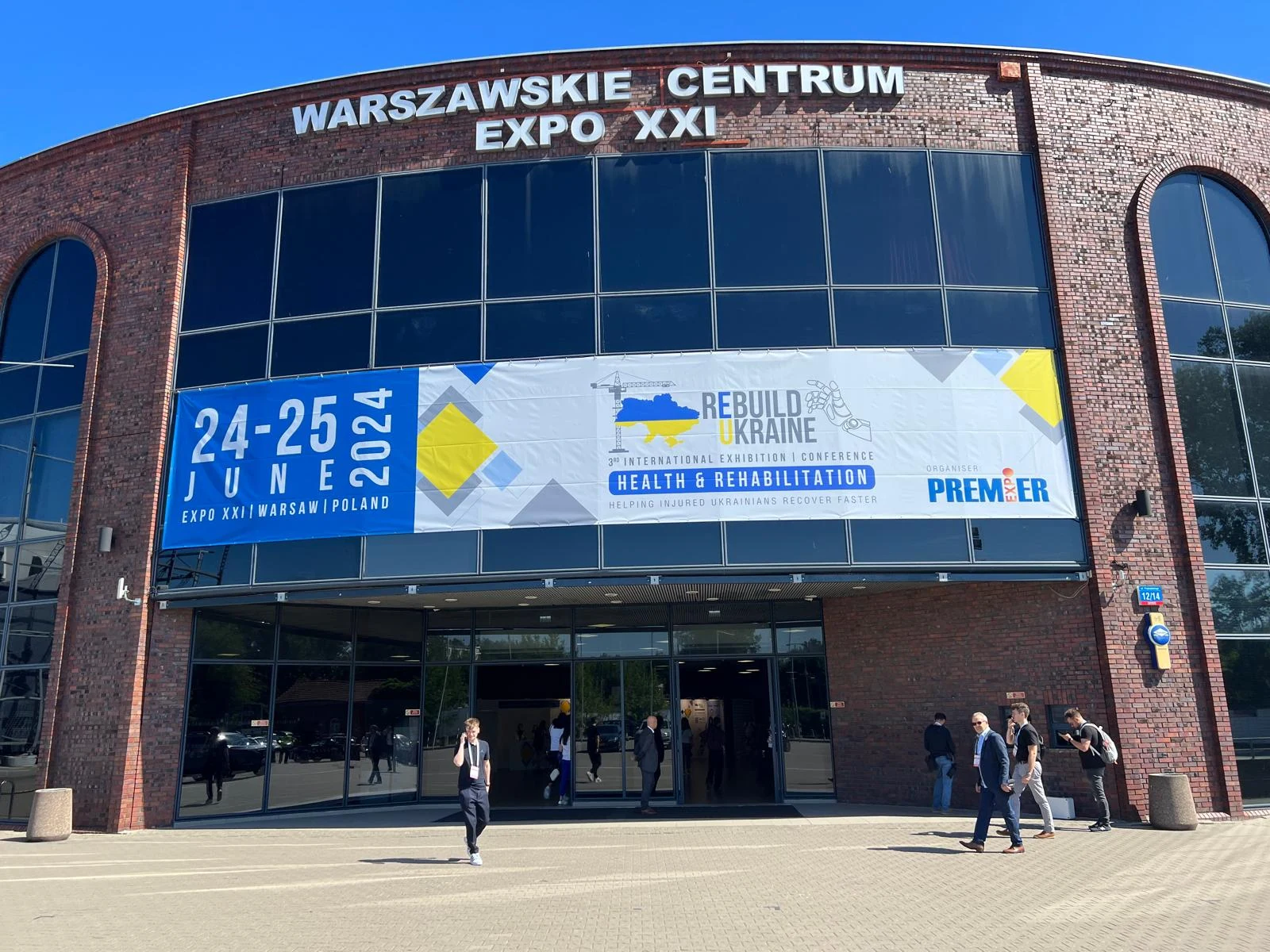 AMCFU au salon ReBuild Ukraine consacré au système de santé à Varsovie