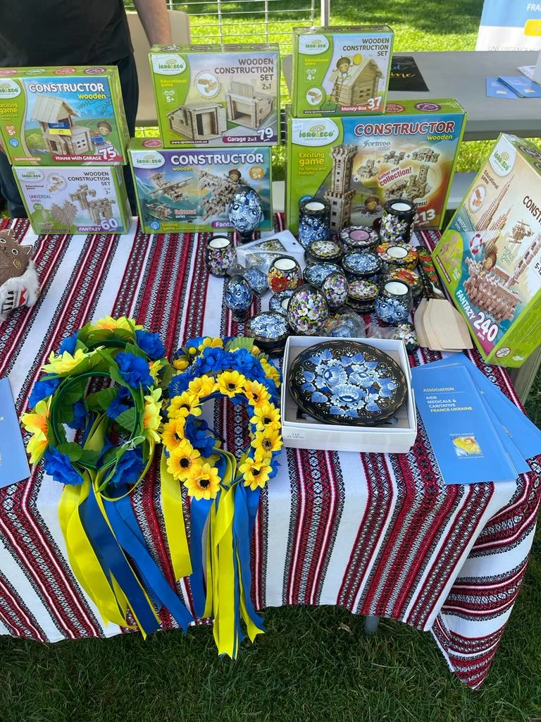 AMCFU présente l’Ukraine à la fête de la ville du Pecq