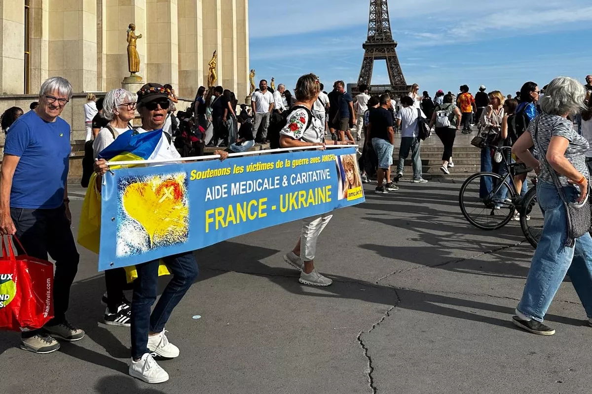 AMCFU à Paris aux côtés de l’Ukraine pour ses 35 ans d’indépendance