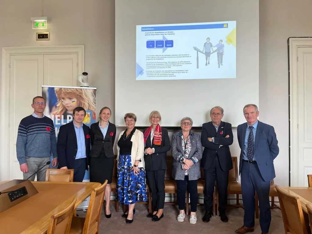 AMCFU présente au Sénat son rapport sur la situation médicale en Ukraine